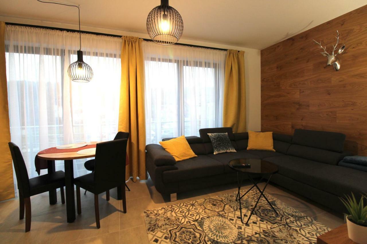 Apartamenty 11-Go 26 I 22 Listopada By Royal Aparts Świeradów-Zdrój Dış mekan fotoğraf