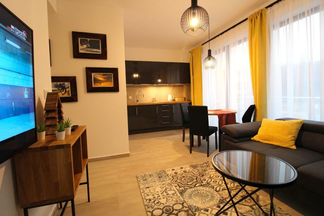 Apartamenty 11-Go 26 I 22 Listopada By Royal Aparts Świeradów-Zdrój Dış mekan fotoğraf